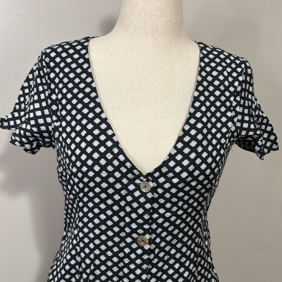 RVCA Black and White Patterned Dress - Picture 3 of 6